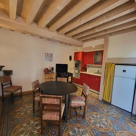Casa de Férias Atypique Chapelle Amenagee