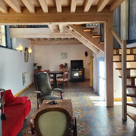 Casa de Férias Atypique Chapelle Amenagee Albigny-sur-Saone